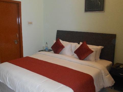 Una Una House Hotel